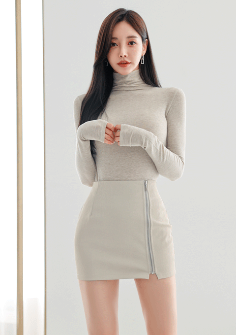 도라 슬림 폴라 티셔츠